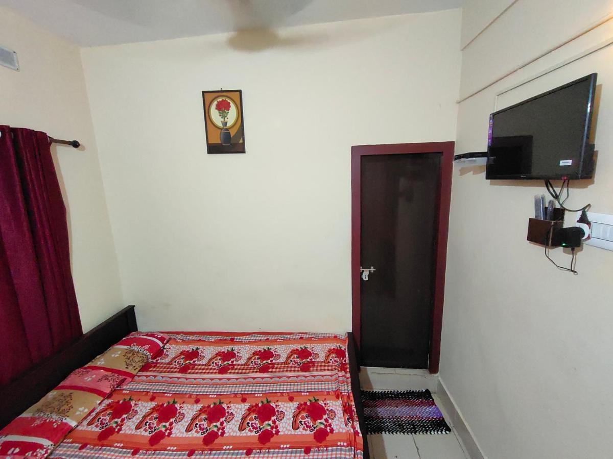 Malabar Residency Hotel Perintalmanna Phòng bức ảnh